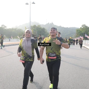 Runner Photo 6880508