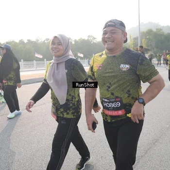 Runner Photo 6880516