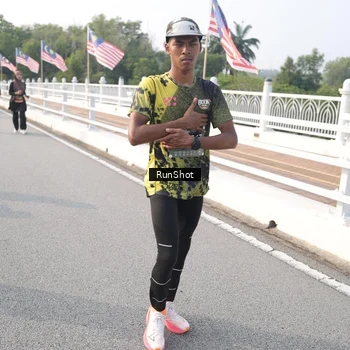 Runner Photo 6880559