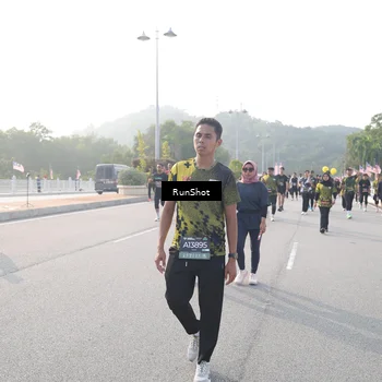 Runner Photo 6880574