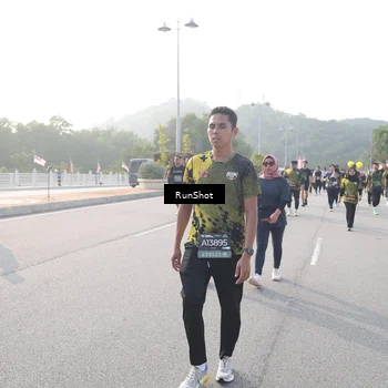Runner Photo 6880576