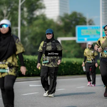 Runner Photo 6880580