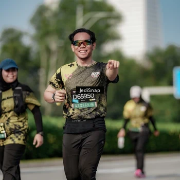 Runner Photo 6880621