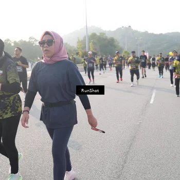 Runner Photo 6880626