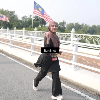 Runner Photo 6880649