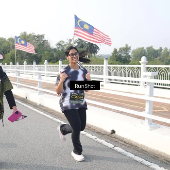 Runner Photo 6880691