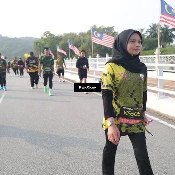 Runner Photo 6880708