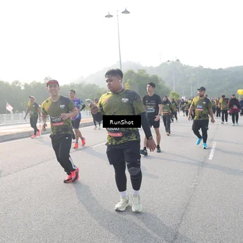 Runner Photo 6880733