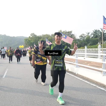 Runner Photo 6880772