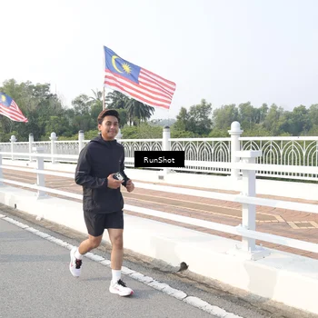 Runner Photo 6880775