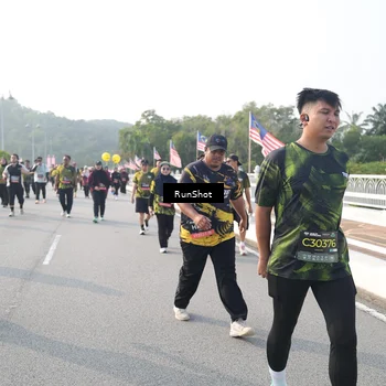 Runner Photo 6880786