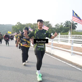 Runner Photo 6880787