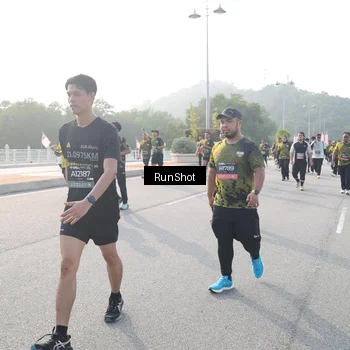 Runner Photo 6880813