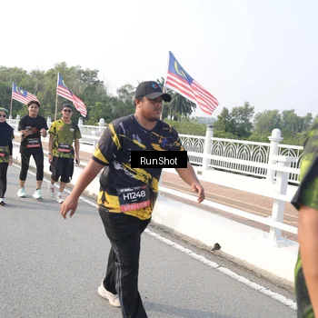 Runner Photo 6880816