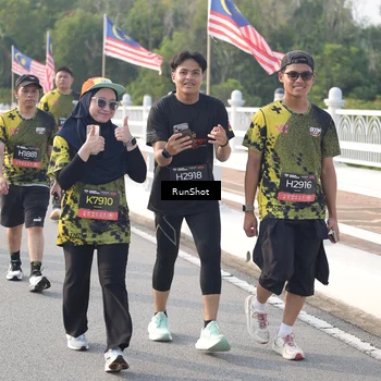Runner Photo 6880833
