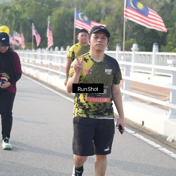 Runner Photo 6880867
