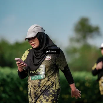 Runner Photo 6880870