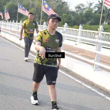 Runner Photo 6880879