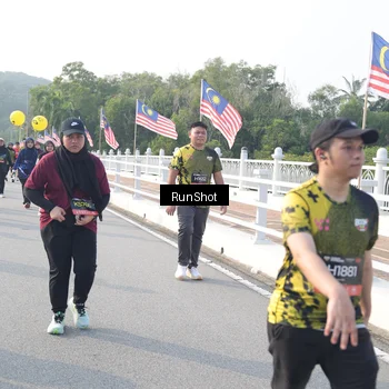 Runner Photo 6880915