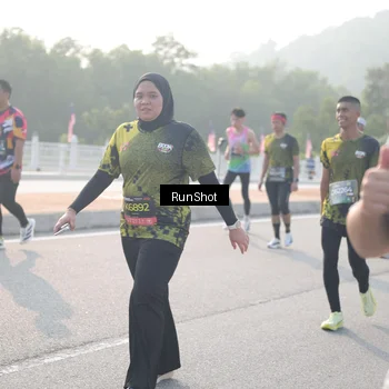 Runner Photo 6880976