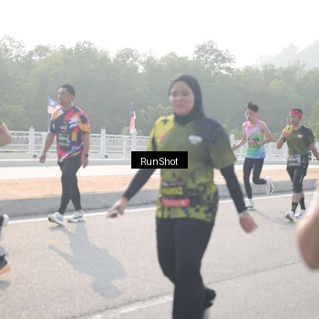 Runner Photo 6880988