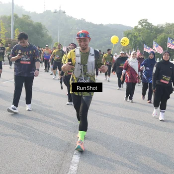 Runner Photo 6881007