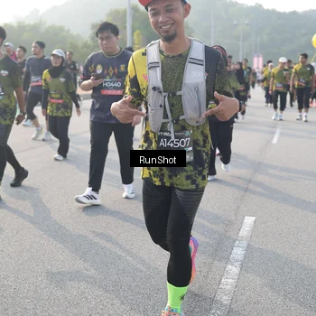 Runner Photo 6881019