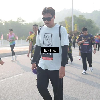 Runner Photo 6881026