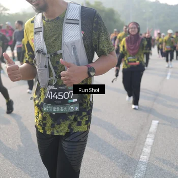 Runner Photo 6881038