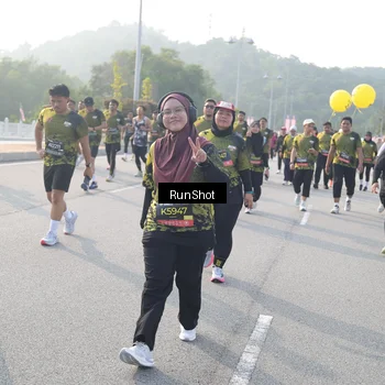 Runner Photo 6881061