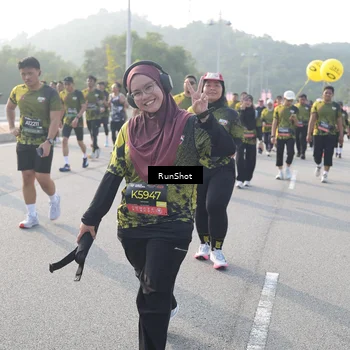Runner Photo 6881084