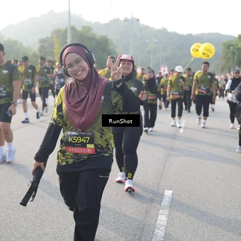 Runner Photo 6881086