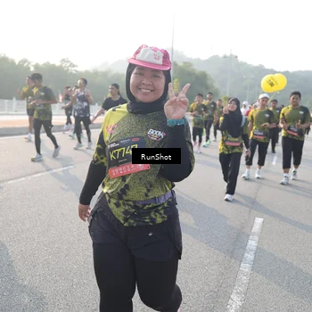 Runner Photo 6881129