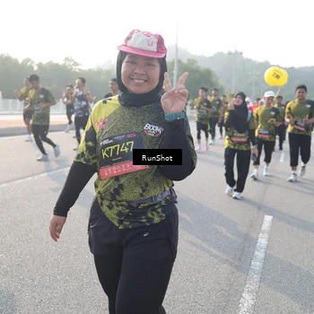 Runner Photo 6881135