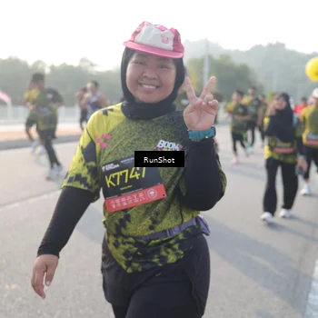 Runner Photo 6881138