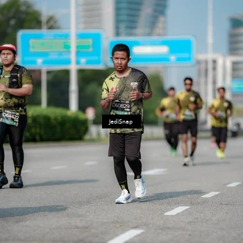 Runner Photo 6881271