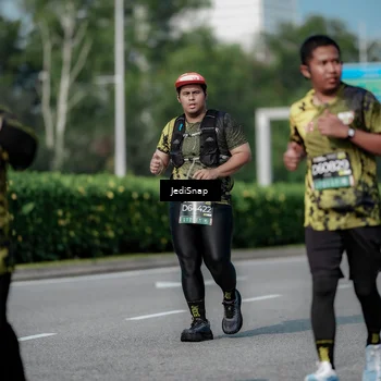 Runner Photo 6881288