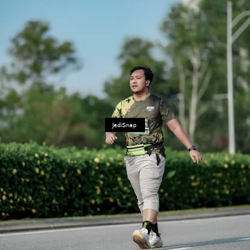 Runner Photo 6881787