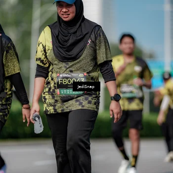 Runner Photo 6881797
