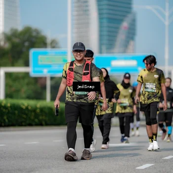 Runner Photo 6881865