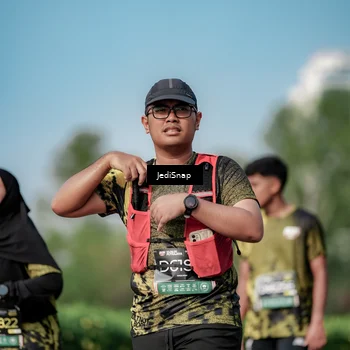 Runner Photo 6881886