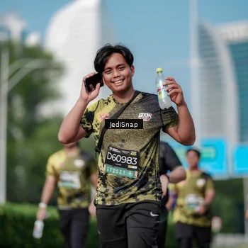 Runner Photo 6881905