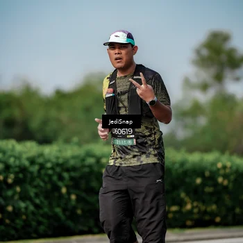 Runner Photo 6881919