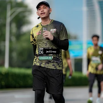 Runner Photo 6881951