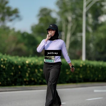 Runner Photo 6882096