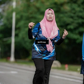 Runner Photo 6882124