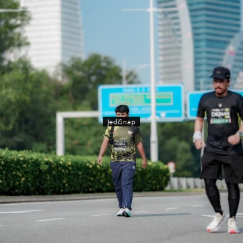 Runner Photo 6882407