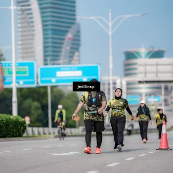 Runner Photo 6882426