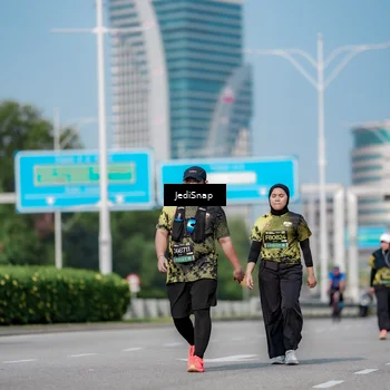 Runner Photo 6882446