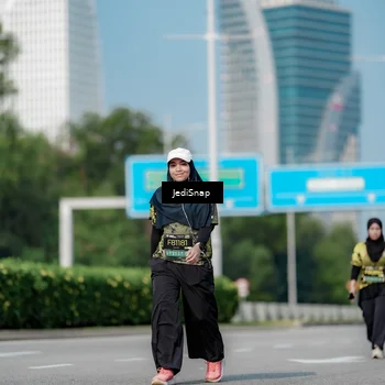 Runner Photo 6882451
